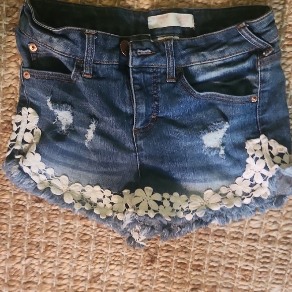 No Boundaries Blue Jean Shorts with White Floral Accents - Picture 3 of 4